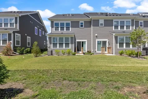 2265 Horseshoe Circle Naperville IL 60564