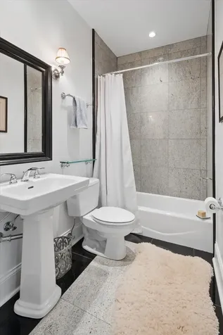 1418 North Lasalle Drive Chicago IL 60610