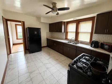 16530 Winchester Avenue Markham IL 60428