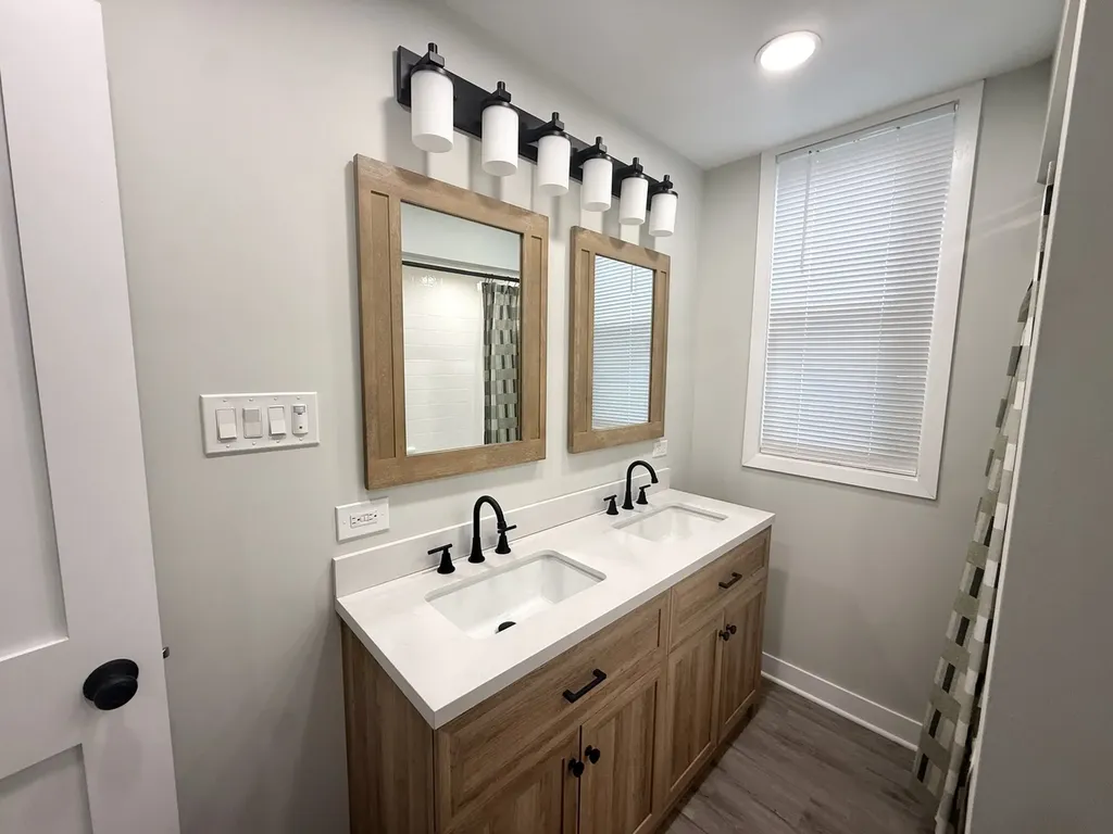 236 North Linden Avenue Westmont IL 60559