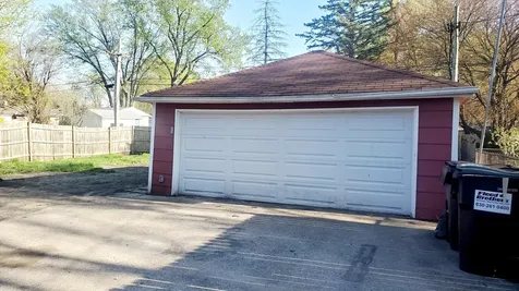 4517 Parkway Avenue Mchenry IL 60050