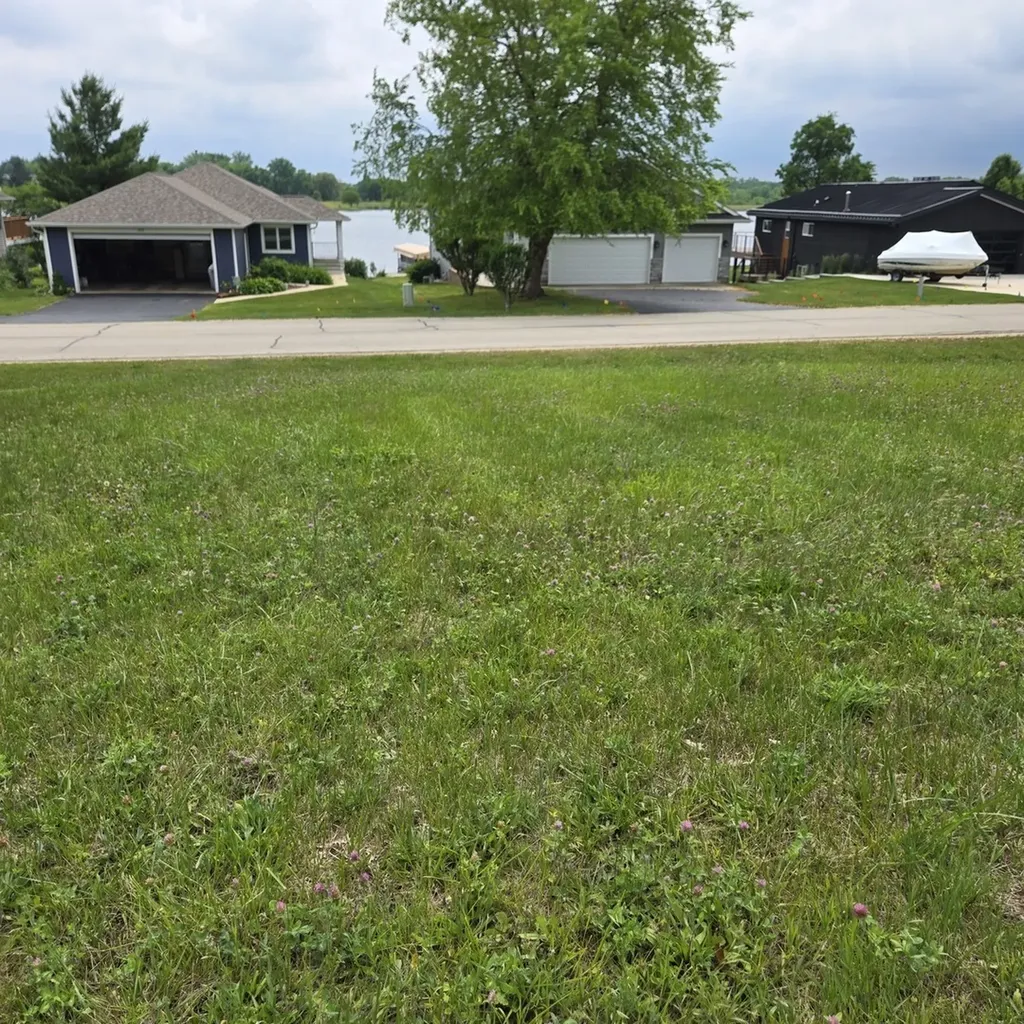 203 Candlewick Drive Poplar Grove IL 61065