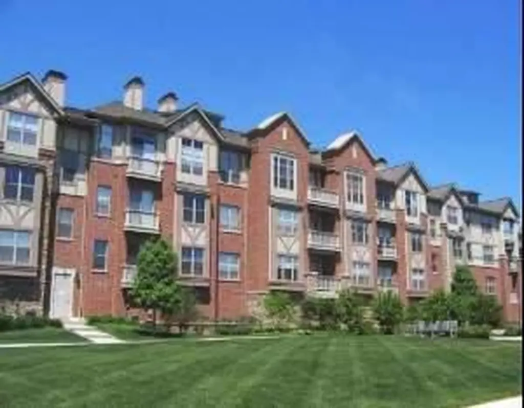 1950 Farnsworth Lane Northbrook IL 60062