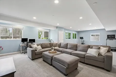 548 Council Circle Vernon Hills IL 60061