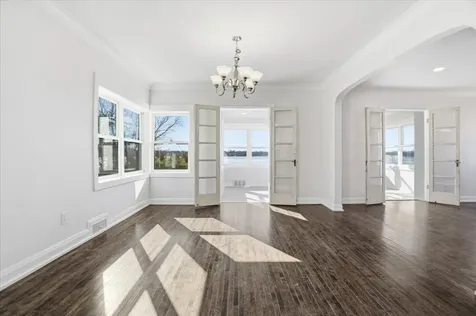 297 East Lakeview Avenue Round Lake Beach IL 60073