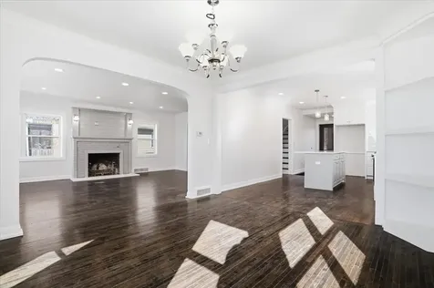 297 East Lakeview Avenue Round Lake Beach IL 60073
