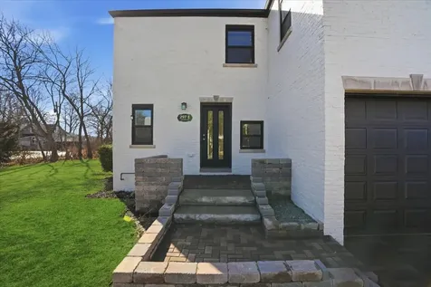297 East Lakeview Avenue Round Lake Beach IL 60073