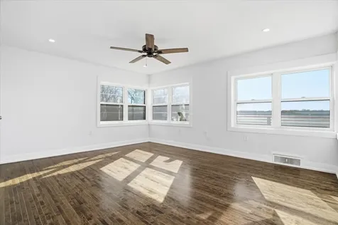 297 East Lakeview Avenue Round Lake Beach IL 60073