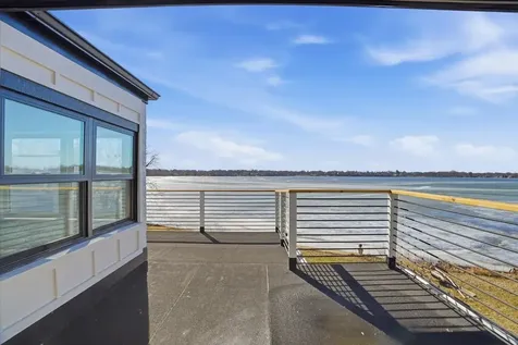 297 East Lakeview Avenue Round Lake Beach IL 60073