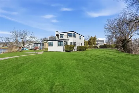 297 East Lakeview Avenue Round Lake Beach IL 60073