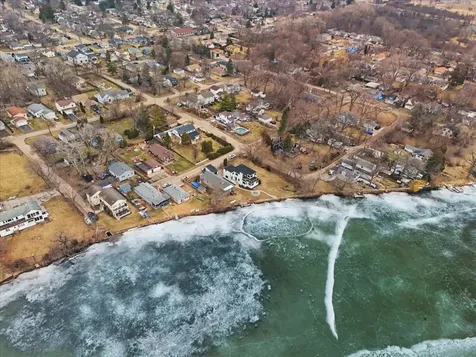 297 East Lakeview Avenue Round Lake Beach IL 60073
