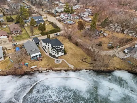 297 East Lakeview Avenue Round Lake Beach IL 60073