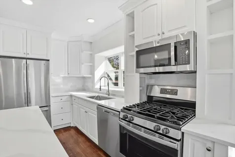 297 East Lakeview Avenue Round Lake Beach IL 60073