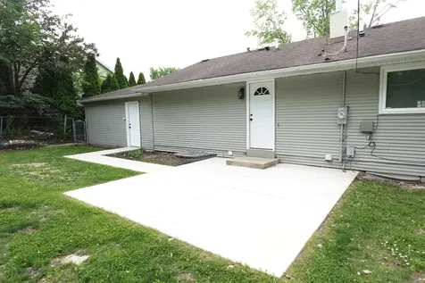 111 West Green Meadows Boulevard Streamwood IL 60107