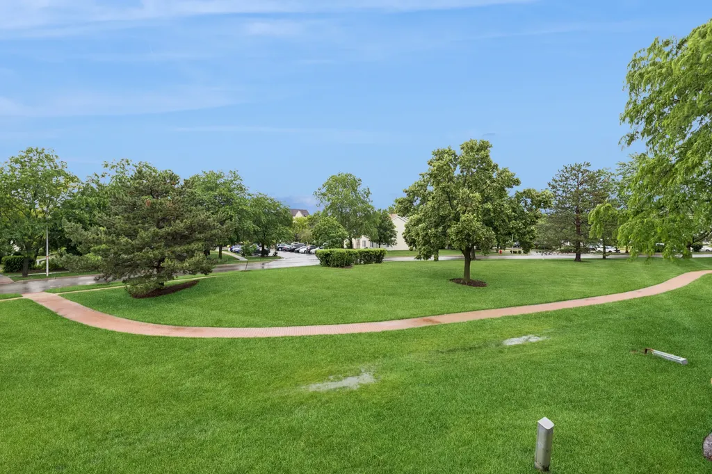 2134 Northwind Circle Schaumburg IL 60194