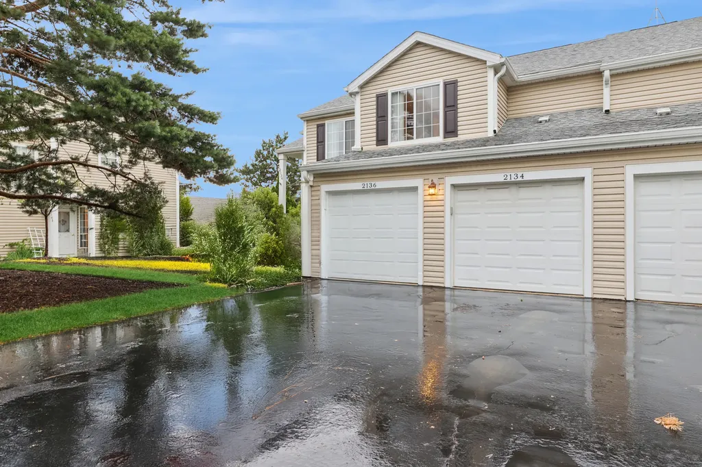 2134 Northwind Circle Schaumburg IL 60194