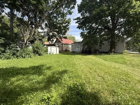 815 West Mill Street Bloomington IL 61701