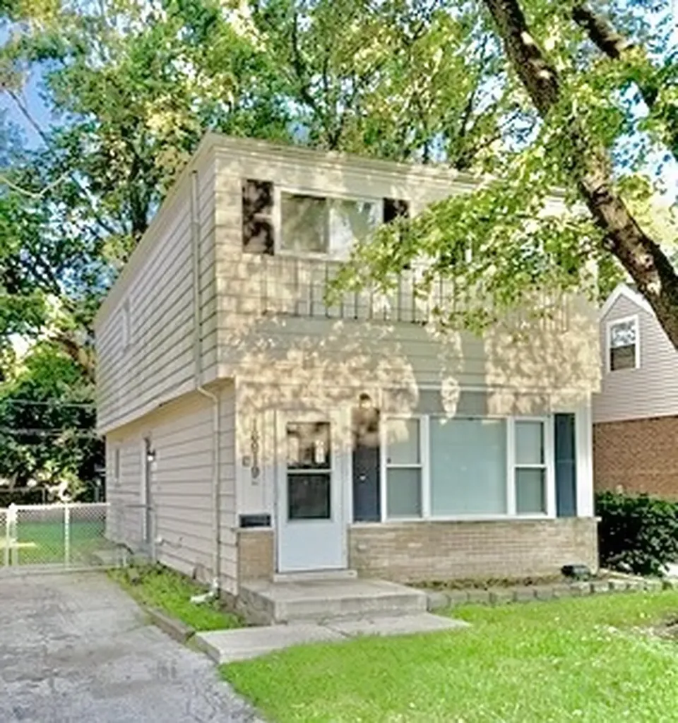 16919 Western Avenue Hazel Crest IL 60429