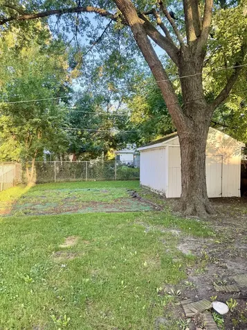 16919 Western Avenue Hazel Crest IL 60429