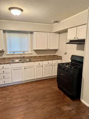 16919 Western Avenue Hazel Crest IL 60429