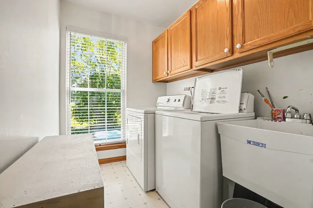 101 Cold Spring Court Aurora IL 60506