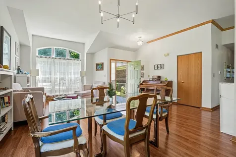 101 Cold Spring Court Aurora IL 60506