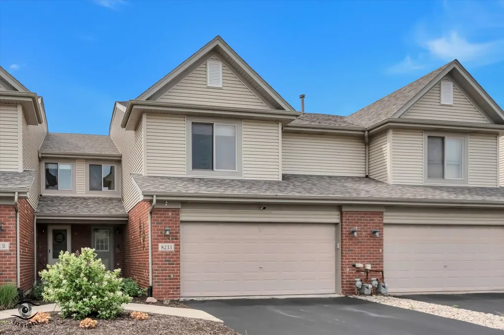 8233 Pecan Place Frankfort IL 60423
