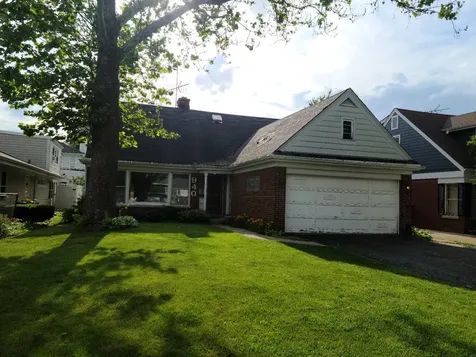 940 South Kensington Avenue La Grange IL 60525