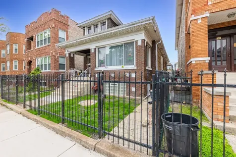 6733 South Campbell Avenue Chicago IL 60629