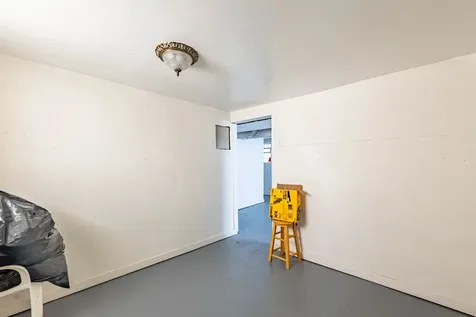 6733 South Campbell Avenue Chicago IL 60629