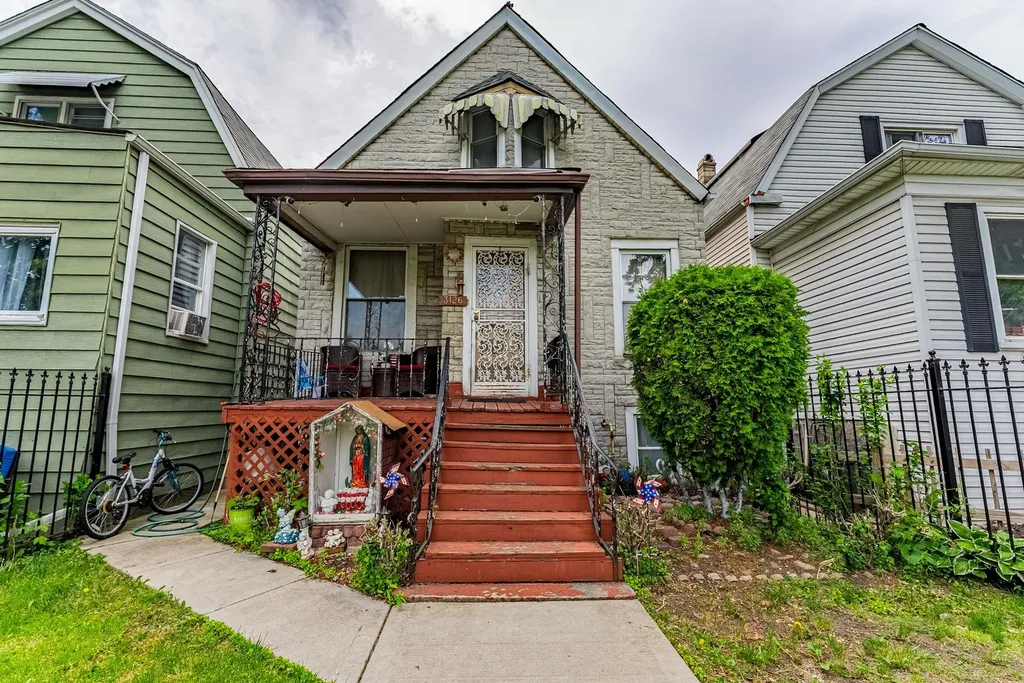 3126 South Komensky Avenue Chicago IL 60623