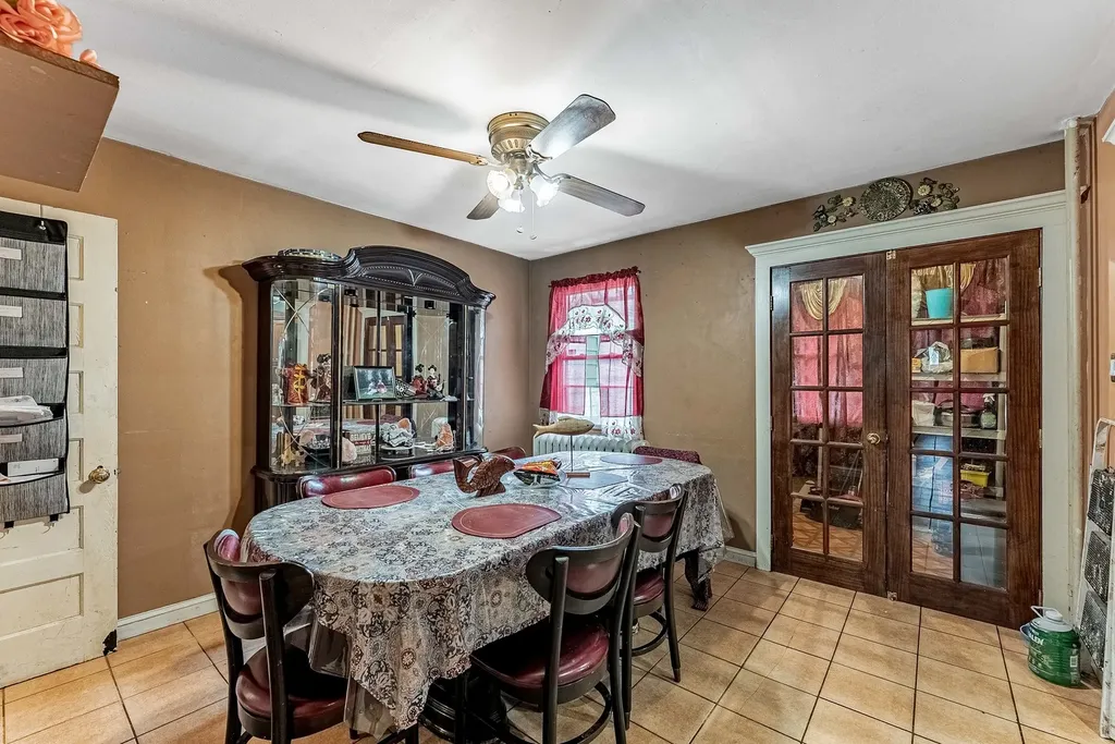 3126 South Komensky Avenue Chicago IL 60623