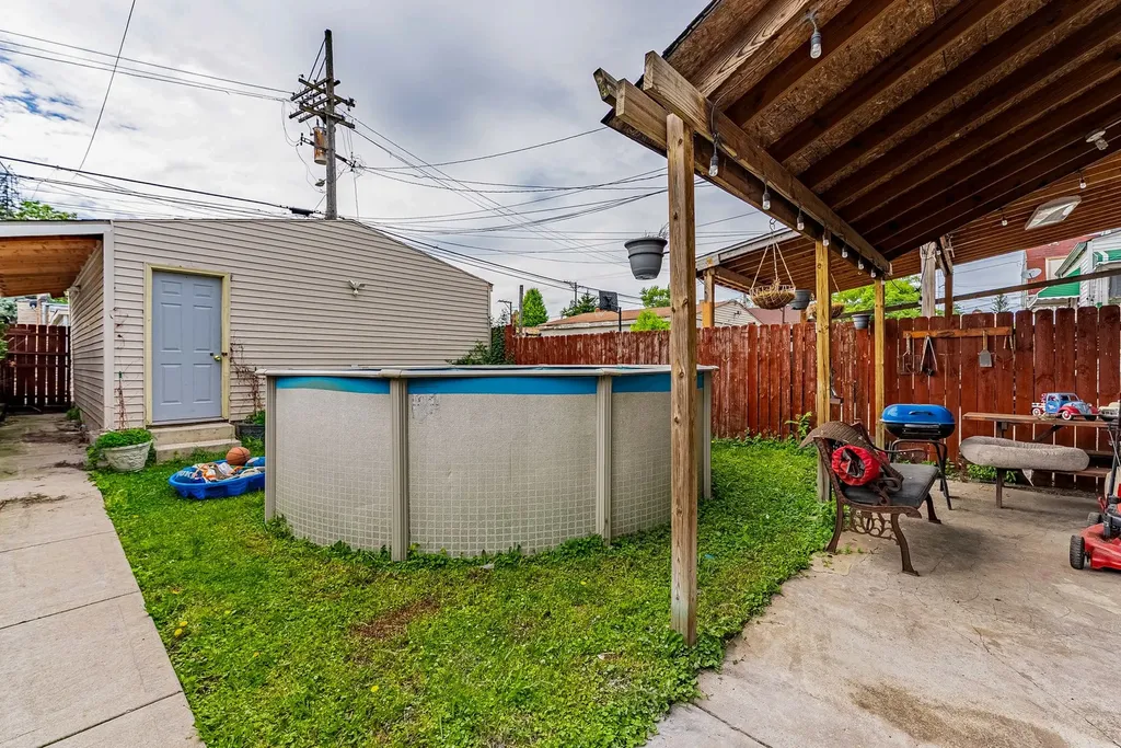 3126 South Komensky Avenue Chicago IL 60623
