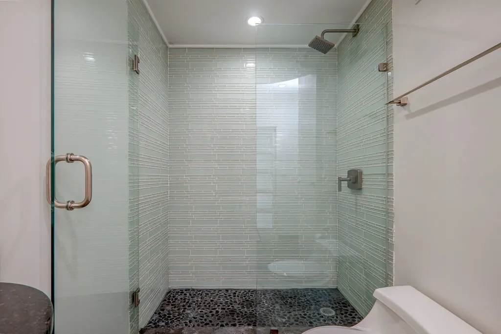 175 East Delaware Place Chicago IL 60611