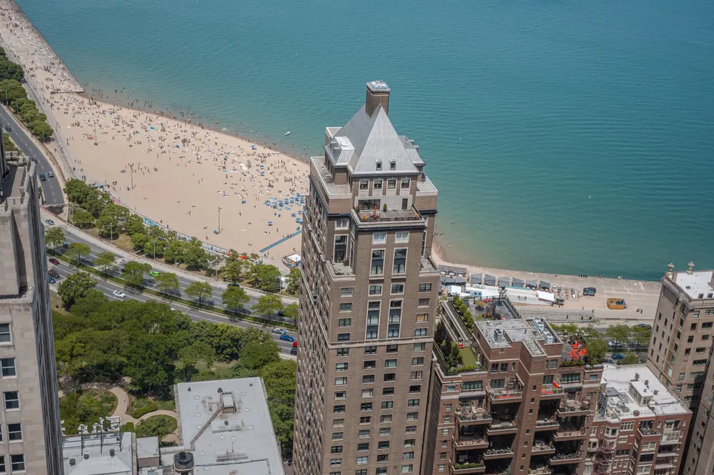 175 East Delaware Place Chicago IL 60611