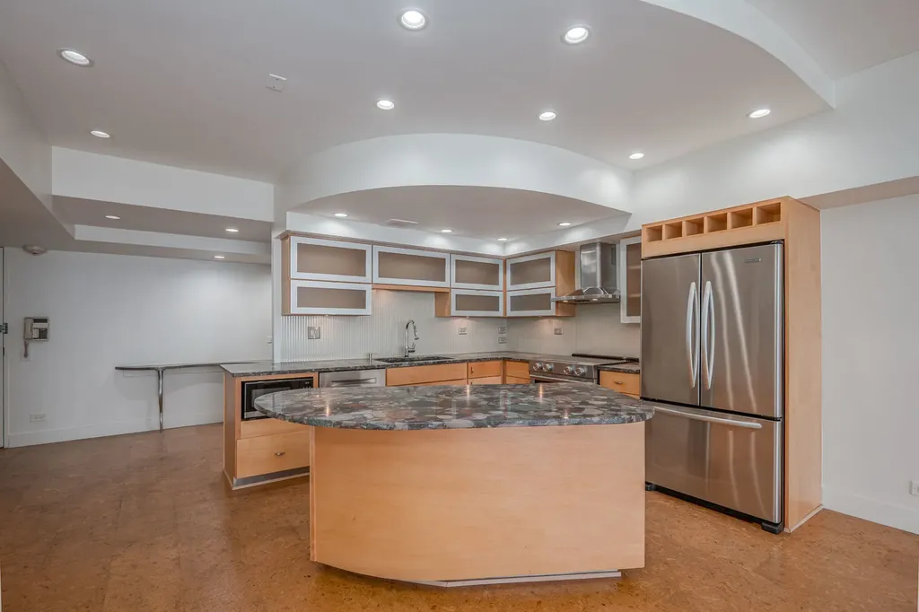 175 East Delaware Place Chicago IL 60611