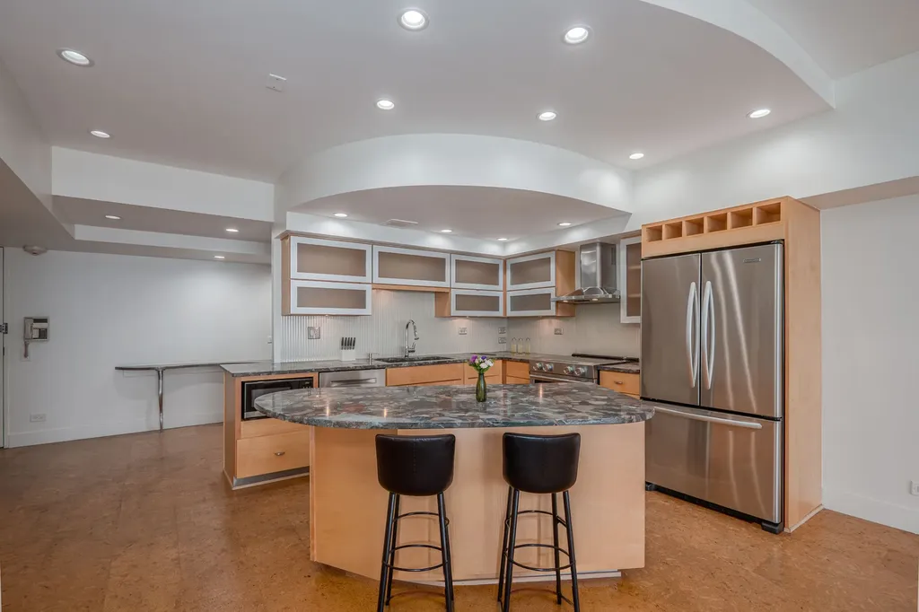 175 East Delaware Place Chicago IL 60611