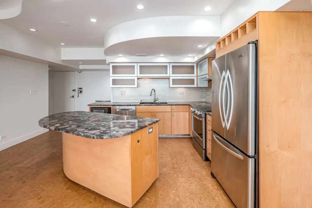 175 East Delaware Place Chicago IL 60611