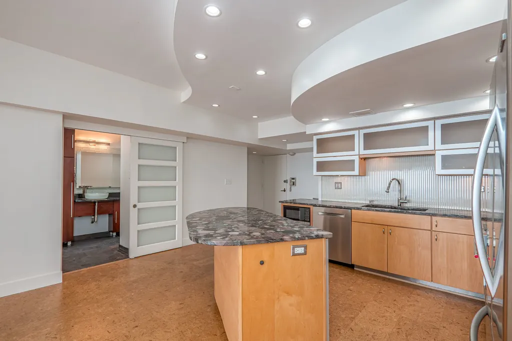175 East Delaware Place Chicago IL 60611