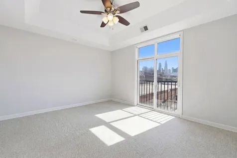 814 West Hubbard Street Chicago IL 60642