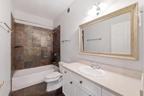 814 West Hubbard Street Chicago IL 60642