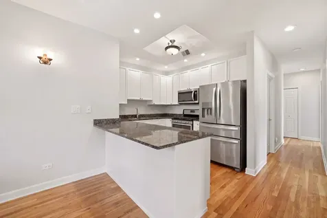 814 West Hubbard Street Chicago IL 60642