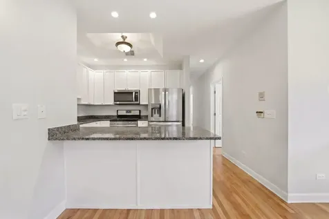 814 West Hubbard Street Chicago IL 60642