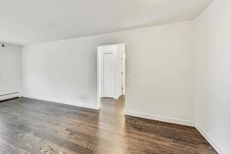 6000 North Winthrop Avenue Chicago IL 60660
