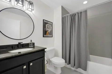 1151 West 14th Place Chicago IL 60608