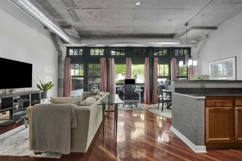 1151 West 14th Place Chicago IL 60608