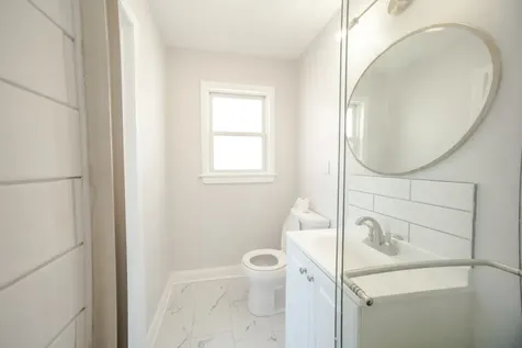 2242 North Lavergne Avenue Chicago IL 60639
