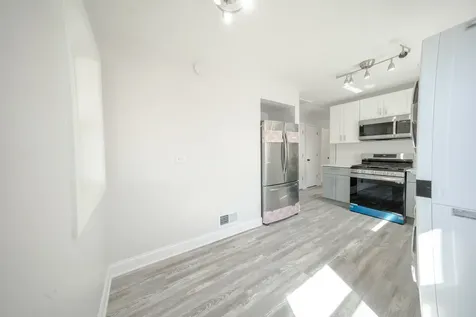 2242 North Lavergne Avenue Chicago IL 60639