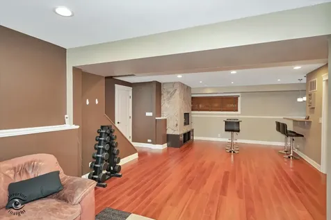 765 Balboa Terrace Bartlett IL 60103
