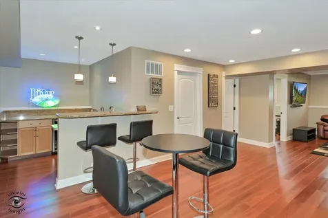 765 Balboa Terrace Bartlett IL 60103